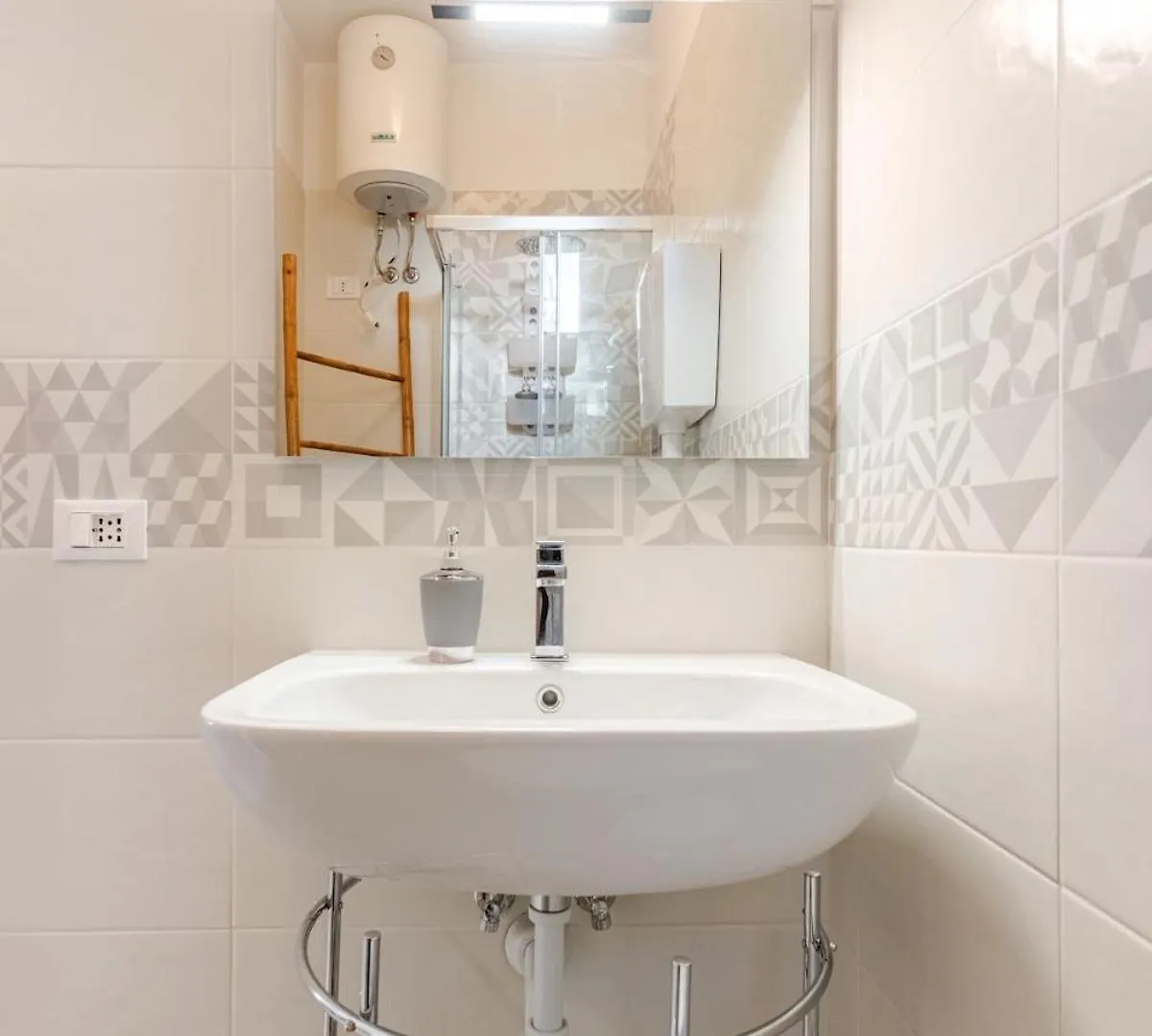 Beachfront Studio Free Parking-Pool 50M From Sea Chioggia